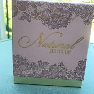Brand new Too Faced Natural Eyeshadow Palette